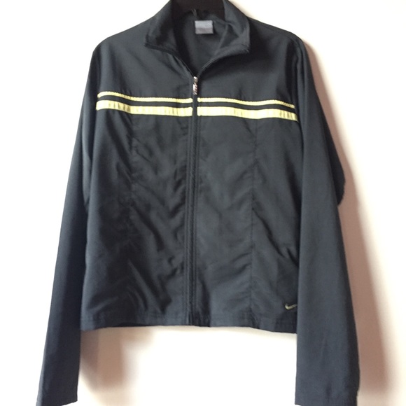 Nike Jackets & Blazers - Nike Women’s zip up Jacket mesh lining gray LG